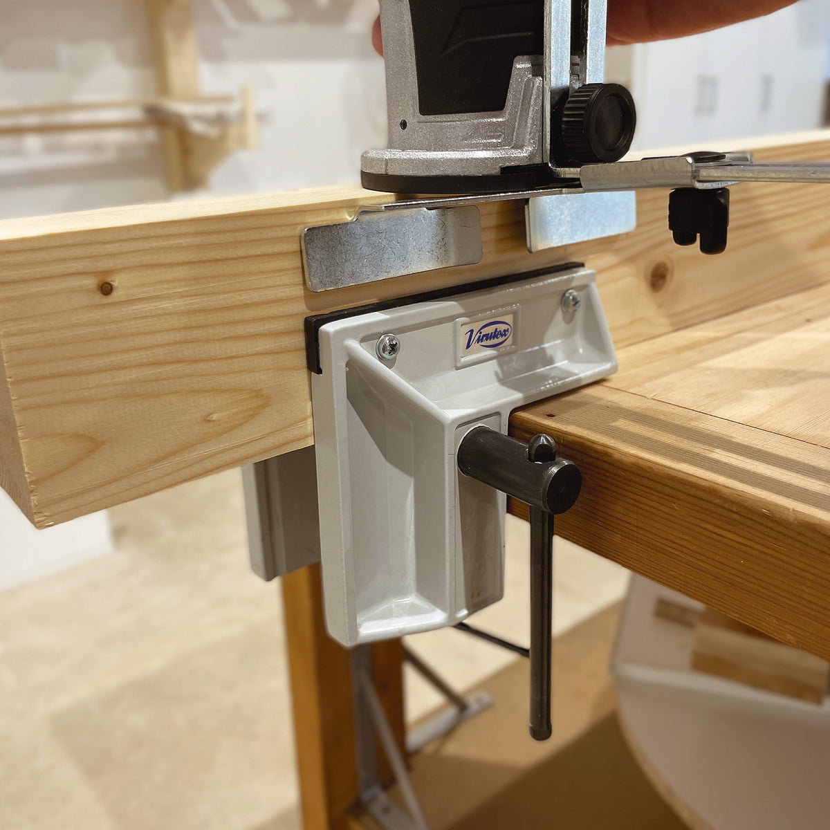 CLAMP VISE MR81B